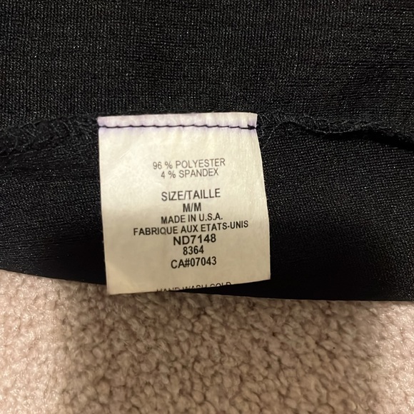 Size Medium form fitting dress - Picture 2 of 2